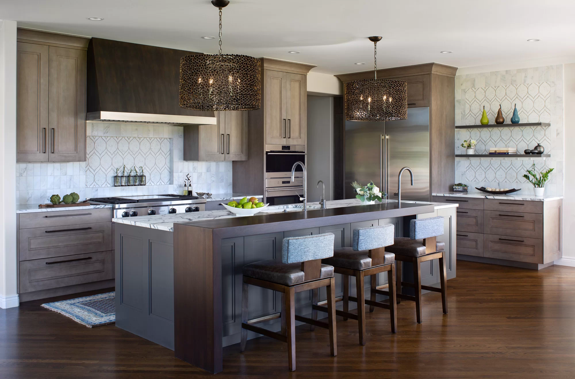 Custom Kitchen Cabinets